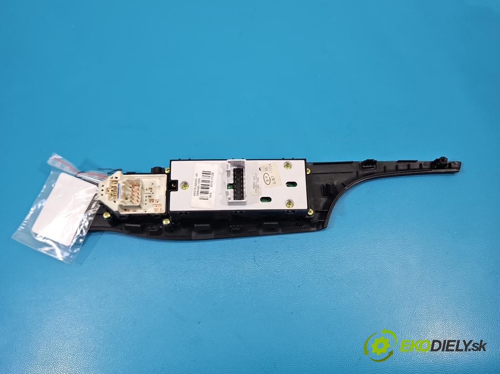 Hyundai I40 1.7 crdi 136hp manual 100 kW 1685 cm3 5- Přepínač oken zpětných zrcátek 93570-3Z000