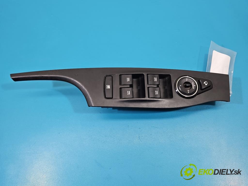 Hyundai I40 1.7 crdi 136hp manual 100 kW 1685 cm3 5- Přepínač oken zpětných zrcátek 93570-3Z000