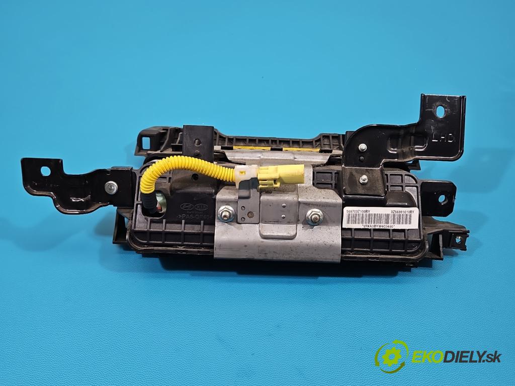 Hyundai I40 1.7 crdi 136hp manual 100 kW 1685 cm3 5- Polštář: vzduch: 569703Z100RY