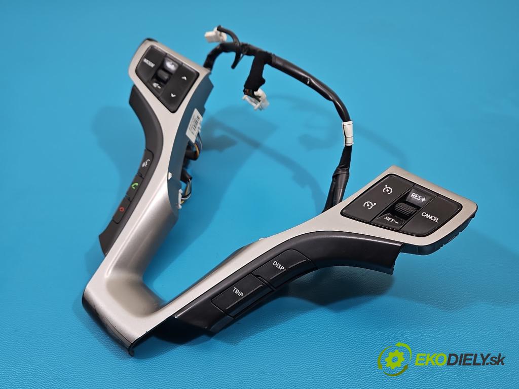 Hyundai I40 1.7 crdi 136 HP manual 100 kW 1685 cm3 5- prepínač multifunkční: řízení: 96790-3Z100RY (Prepínacie páčky pod volantom)