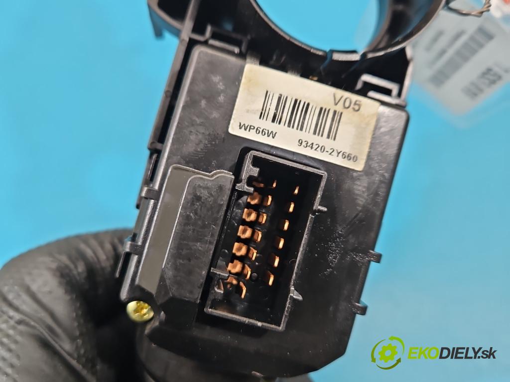 Hyundai I40 1.7 crdi 136 HP manual 100 kW 1685 cm3 5- prepínač komplex: 93420-2Y660 (Prepínacie páčky pod volantom)