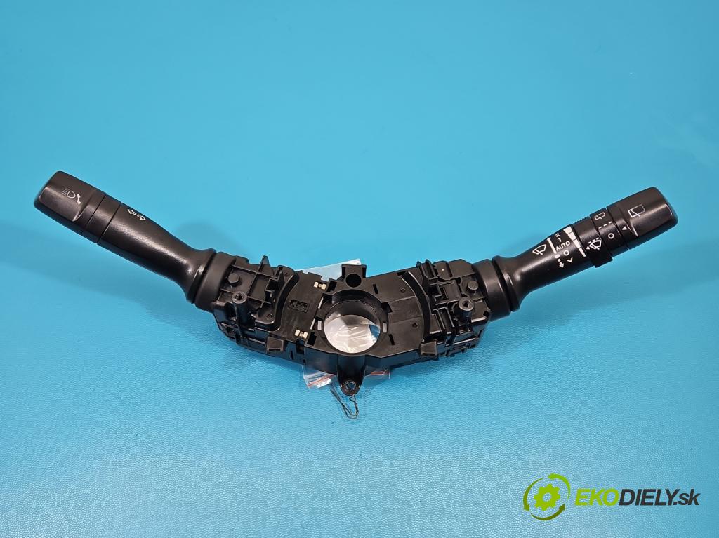 Hyundai I40 1.7 crdi 136 HP manual 100 kW 1685 cm3 5- prepínač komplex: 93420-2Y660 (Prepínacie páčky pod volantom)