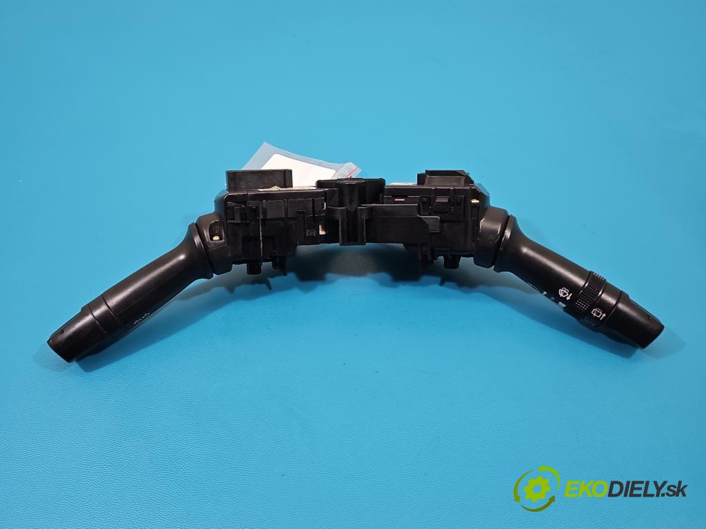 Hyundai I40 1.7 crdi 136 HP manual 100 kW 1685 cm3 5- prepínač komplex: 93420-2Y660 (Prepínacie páčky pod volantom)