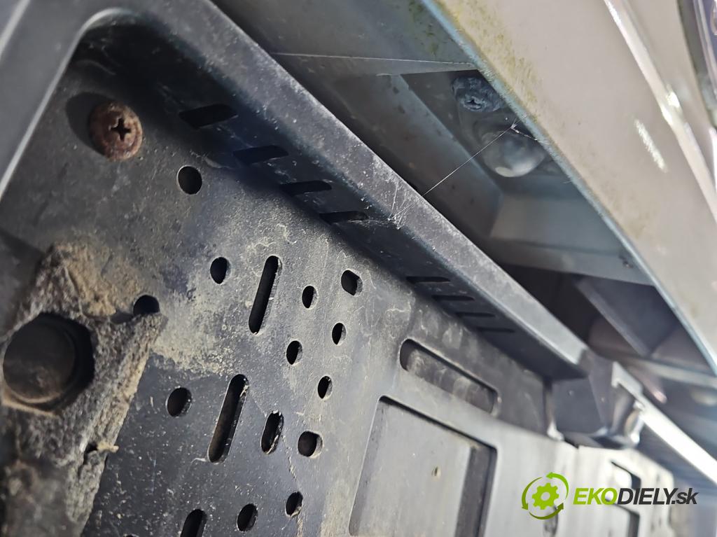 Ford Freestyle 3.0 V6 203KM automatic 149 kW 2967 cm3 5- zadní kufrové dveře (Zadní kapota (kufr))