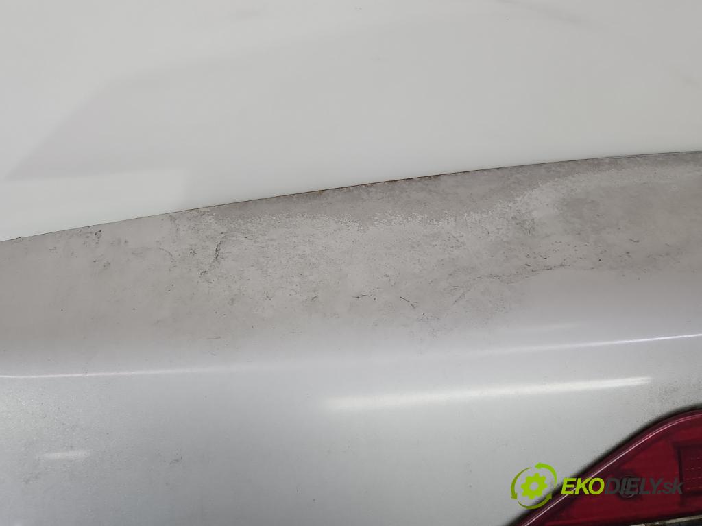 Ford Freestyle 3.0 V6 203KM automatic 149 kW 2967 cm3 5- zadní kufrové dveře (Zadní kapota (kufr))