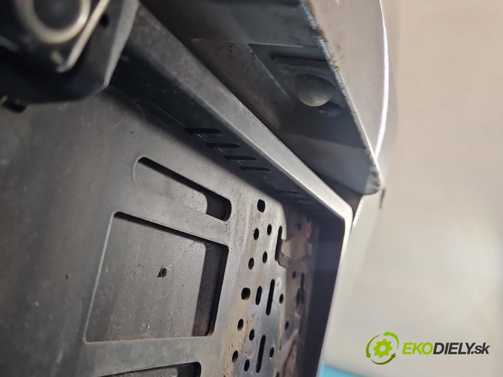 Ford Freestyle 3.0 V6 203KM automatic 149 kW 2967 cm3 5- zadní kufrové dveře  (Zadní kapota (kufr))