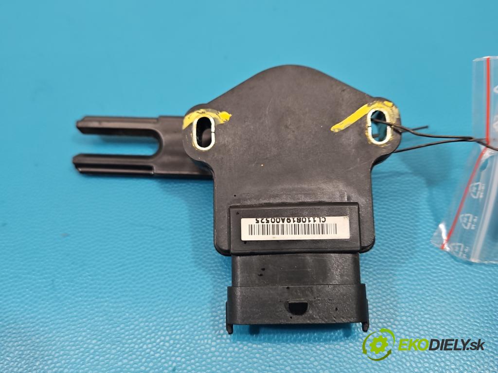 Hyundai I40 1.7 crdi 136 HP manual 100 kW 1685 cm3 5- Senzory: ostatné