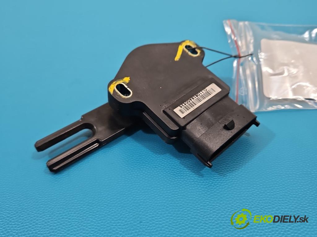 Hyundai I40 1.7 crdi 136 HP manual 100 kW 1685 cm3 5- Senzory: ostatné 