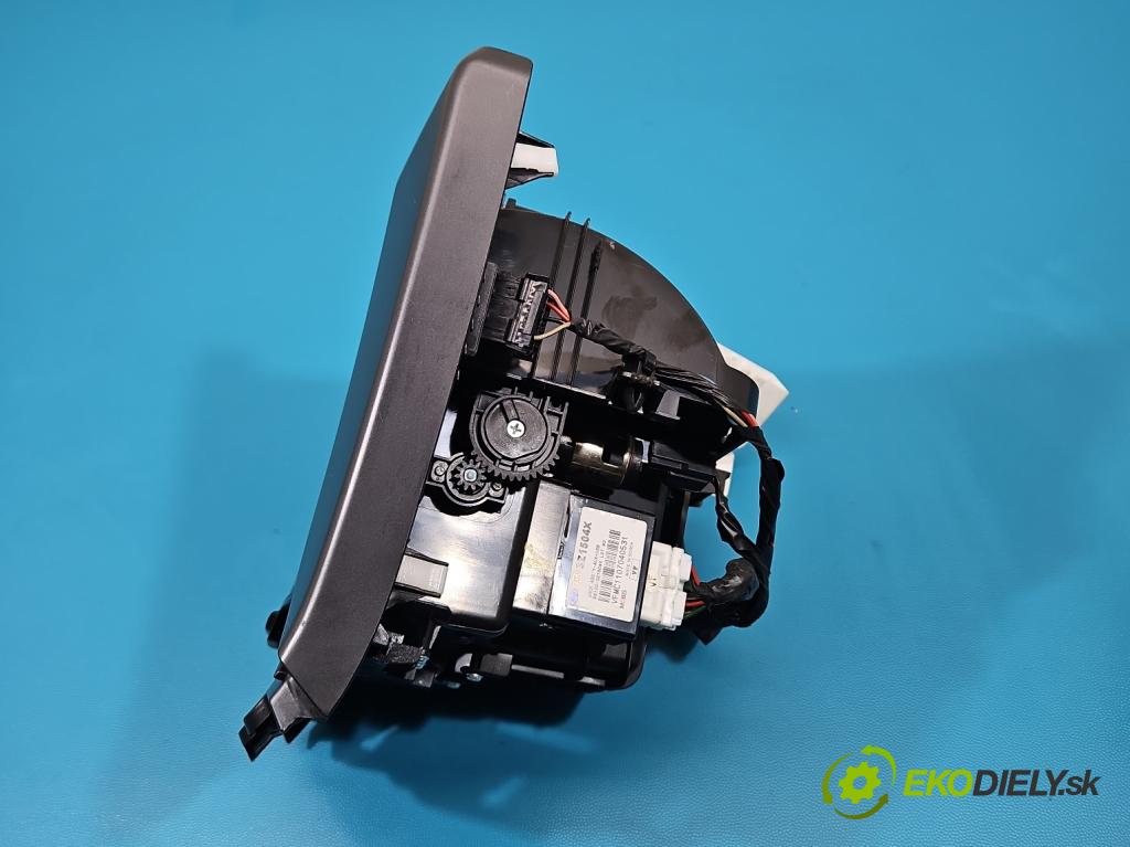 Hyundai I40 1.7 crdi 136 HP manual 100 kW 1685 cm3 5- kastlík 84635-3Z100