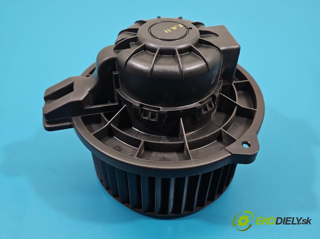 Hyundai I40 1.7 crdi 136hp manual 100 kW 1685 cm3 5- ventilátor vzduchu 30883-0510
