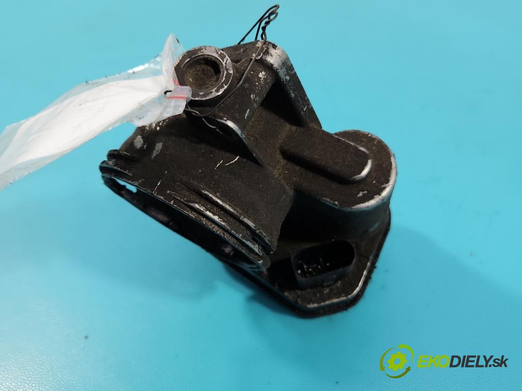 Vw Touran I 2003-2015 2.0 TDI 136 HP manual 100 kW 1968 cm3 5- klapka 038128063L (Škrtiaca klapka)