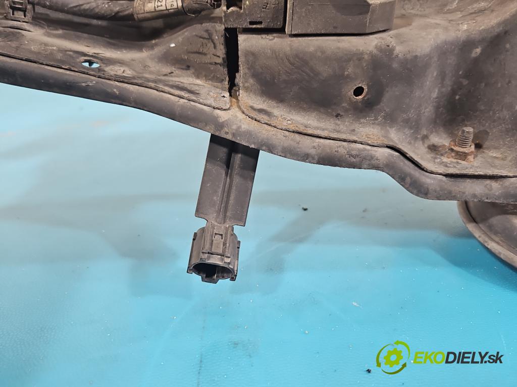 Hyundai I40 1.7 crdi 136hp manual 100 kW 1685 cm3 5- stěna přední 64146-3Z000 (Přední výztuha)