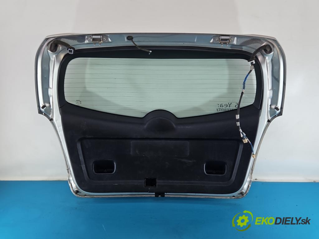 Toyota Corolla Verso II 2004-2009 2.0 D4D 116 hp manual 85 kW 1995 cm3 5- zadní kufrové dveře  (Zadní kapota (kufr))