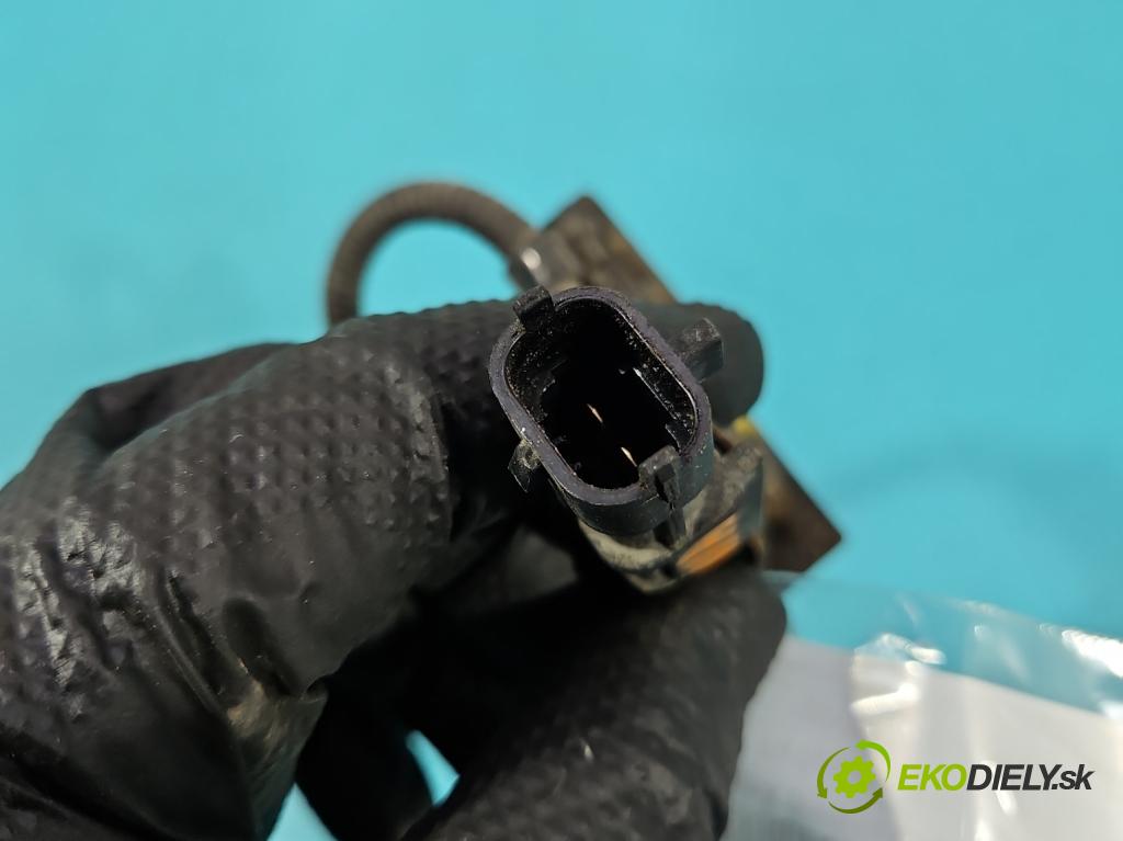 Kia Sportage III 2010-2015 1.6 GDI 135 hp manual 99 kW 1591 cm3 5- snímač pozice: hřídel klikový 390180-2B000 (Snímač polohy klikového hřídele)