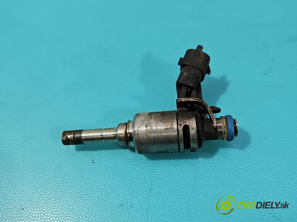 Kia Sportage III 2010-2015 1.6 GDI 135 HP manual 99 kW 1591 cm3 5- vstrek 0261500100 (Vstrekovač paliva)