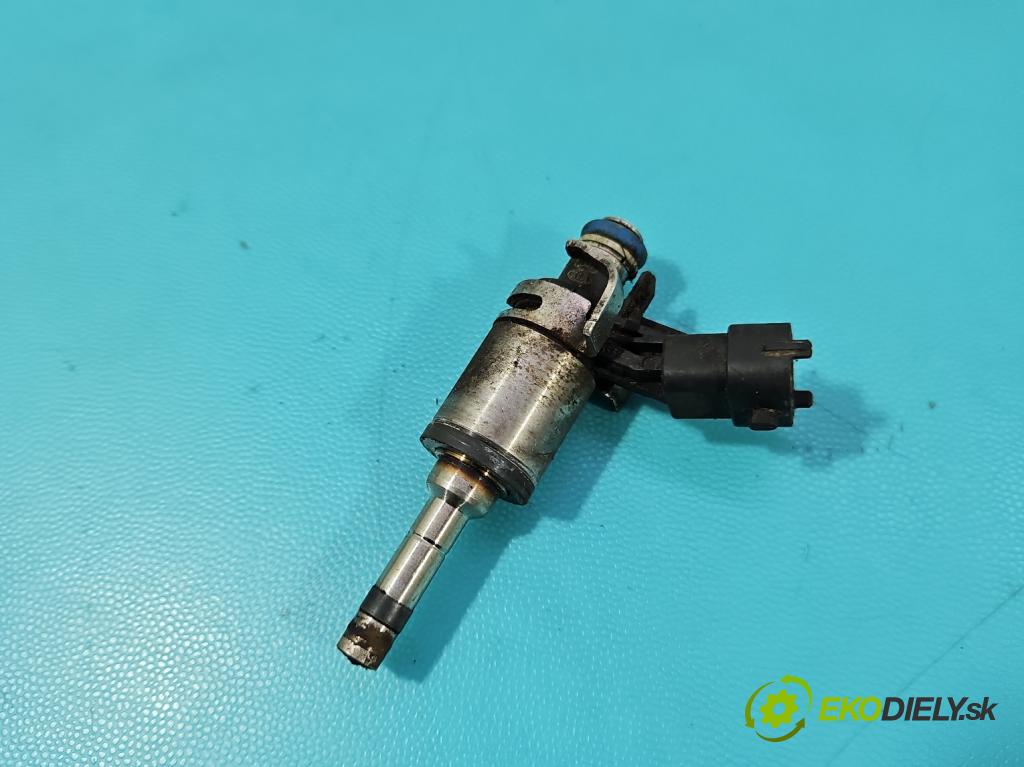 Kia Sportage III 2010-2015 1.6 GDI 135 HP manual 99 kW 1591 cm3 5- vstrek 0261500100 (Vstrekovač paliva)