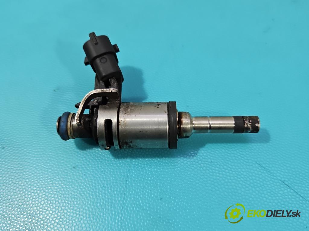 Kia Sportage III 2010-2015 1.6 GDI 135 HP manual 99 kW 1591 cm3 5- vstrek 0261500100 (Vstrekovač paliva)