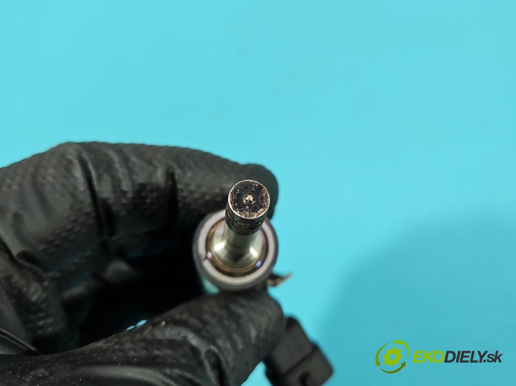 Kia Sportage III 2010-2015 1.6 GDI 135 HP manual 99 kW 1591 cm3 5- vstrek 0261500100 (Vstrekovač paliva)