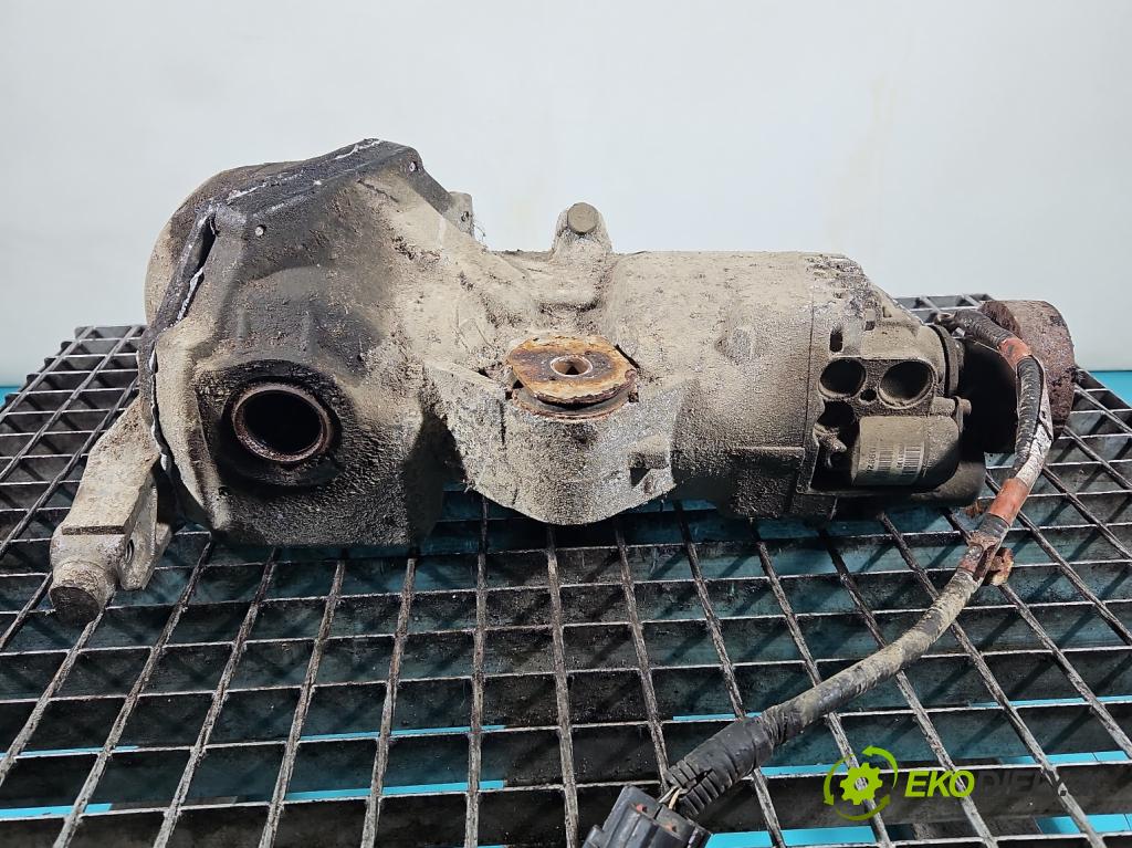 Ford Freestyle 3.0 V6 203KM automatic 149 kW 2967 cm3 5- Most: zadní: P30681139