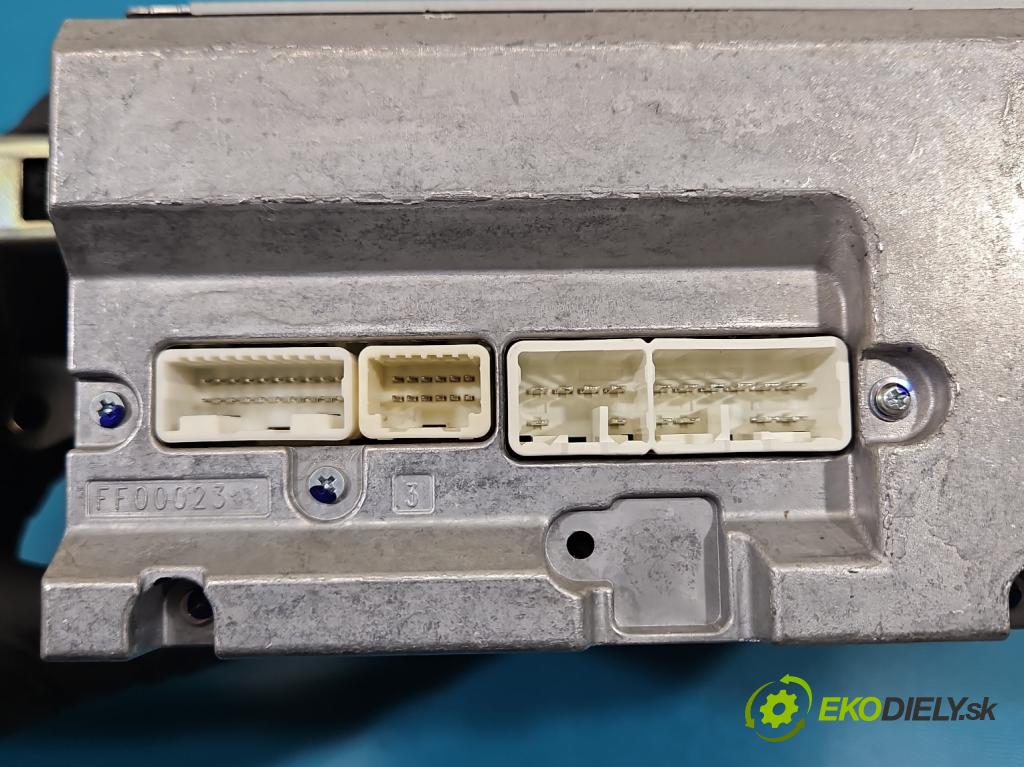 Toyota Corolla E15 2007-2014 1.6 vvti 124hp manual 91 kW 1598 cm3 4- Radio originál 86120-02690