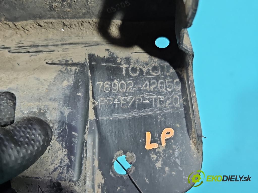Toyota Rav4 V 2018- 2.5 hybrid 178HP: automatic 131 kW 2487 cm3 5- kryt plast 76902-42050