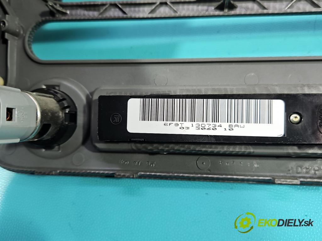 Ford Freestyle 3.0 V6 203KM automatic 149 kW 2967 cm3 5- Mřížka: kúrenia stredová 5F93-7404302-B (Mriežka kúrenia (fukár))