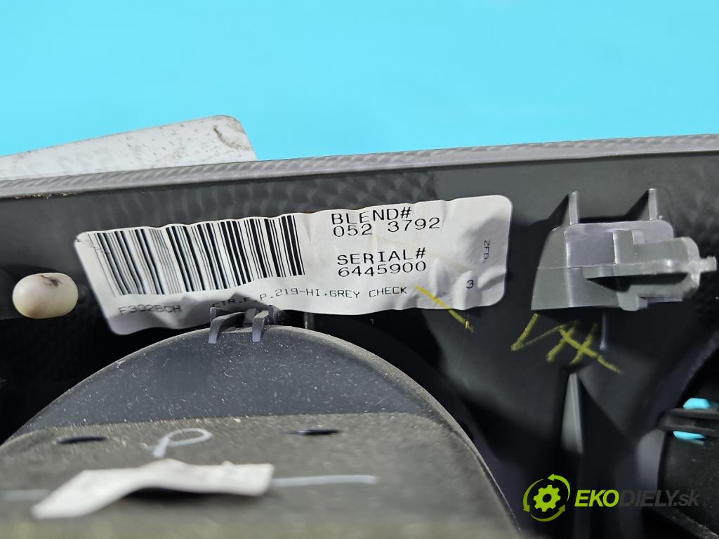 Ford Freestyle 3.0 V6 203KM automatic 149 kW 2967 cm3 5- Mřížka: kúrenia stredová 5F93-7404302-B (Mriežka kúrenia (fukár))