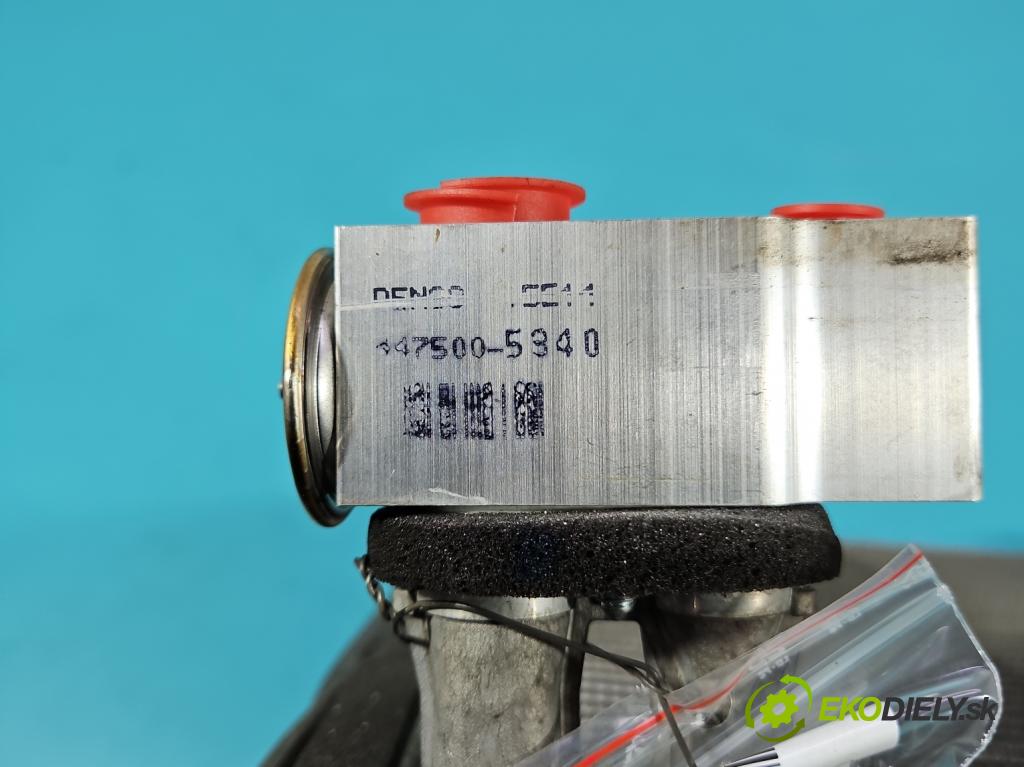 Toyota Rav4 V 2018- 2.5 hybrid 178KM automatic 131 kW 2487 cm3 5- radiátor 447500-5940 (Radiátor topení)