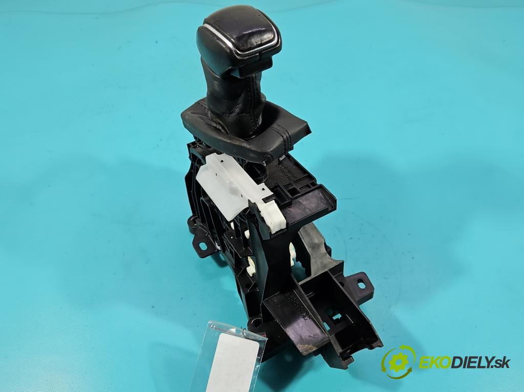 Toyota Rav4 V 2018- 2.5 hybrid 178HP: automatic 131 kW 2487 cm3 5- Páka: Změny: stupeň,rýchlosť 75G892-LHD (Rýchlostná páka (kulisa))