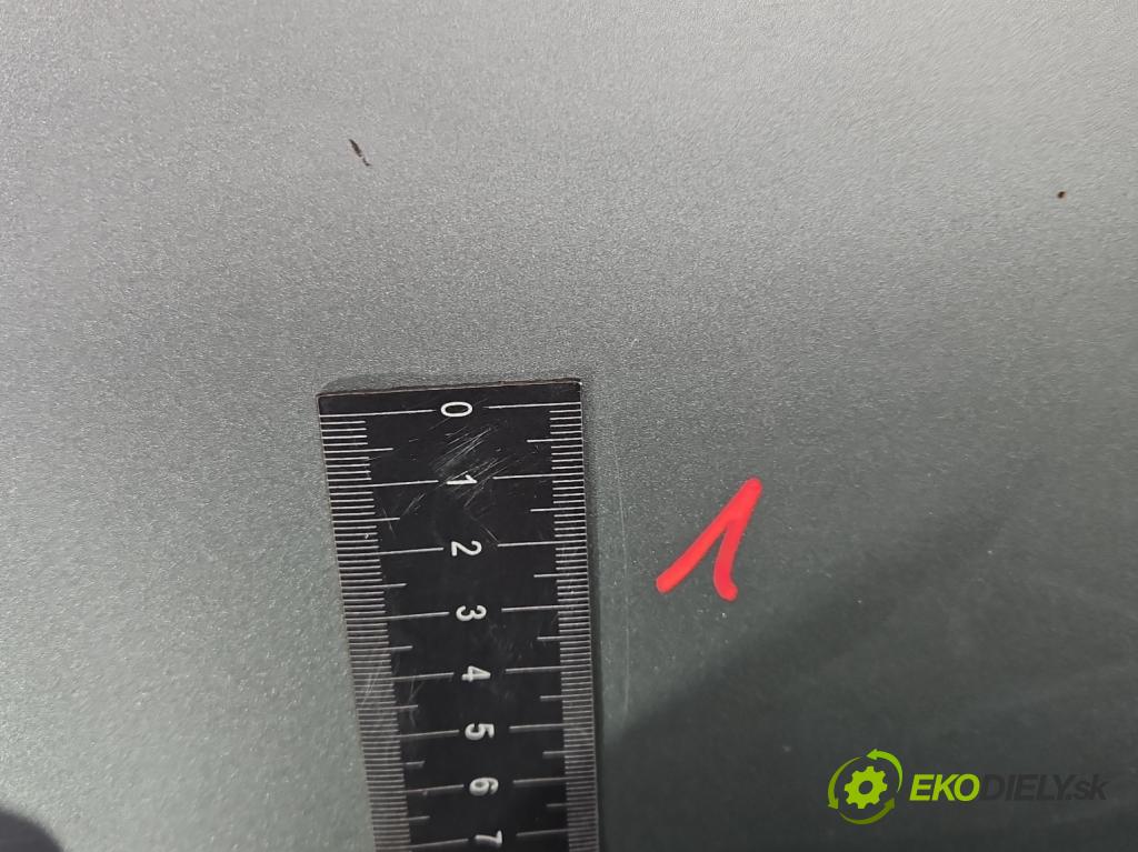 Toyota Corolla Verso II 2004-2009 2.0 D4D 116 hp manual 85 kW 1995 cm3 5- dveře zadní pravé  (Klika dveří ostatní)