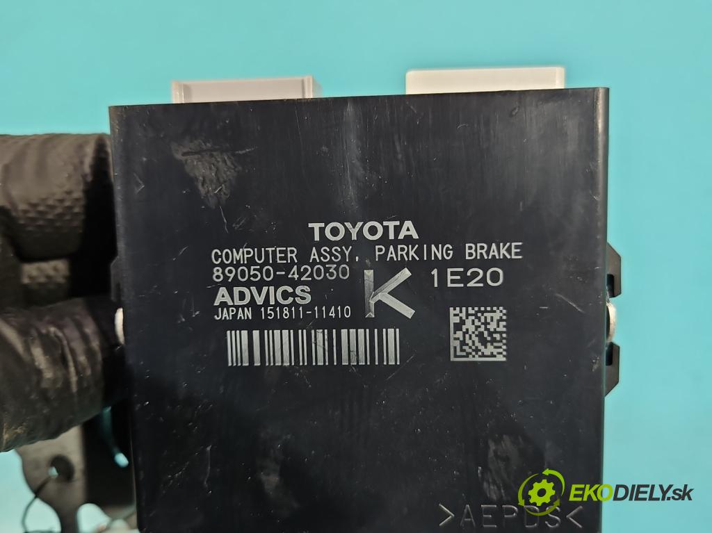 Toyota Rav4 V 2018- 2.5 hybrid 178HP: automatic 131 kW 2487 cm3 5- riadiaca jednotka ostatné 89050-42030