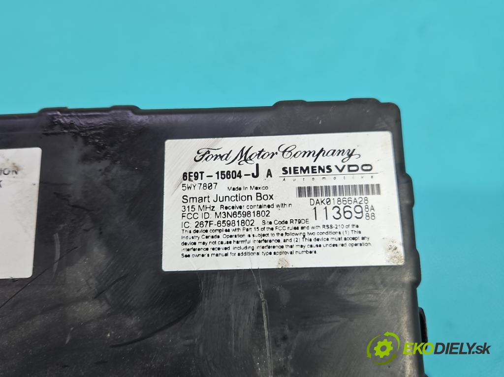 Ford Freestyle 3.0 V6 203KM automatic 149 kW 2967 cm3 5- riadiaca jednotka ostatné 6F9T-15604-JA