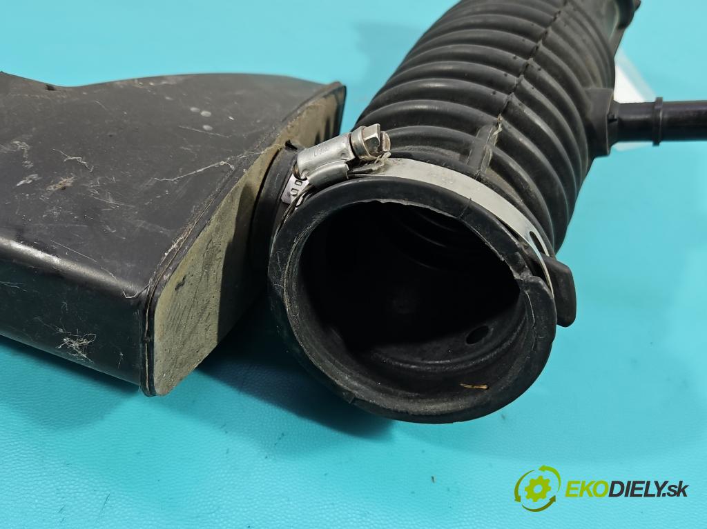 Ford Freestyle 3.0 V6 203KM automatic 149 kW 2967 cm3 5- Rezonátor: