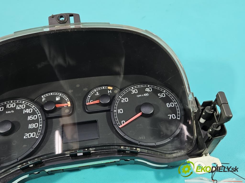 Fiat Punto II 1999-2010 1.2 8V 60 HP manual 44 kW 1242 cm3 3- prístrojovka/ budíky 46833368 (Prístrojová doska)