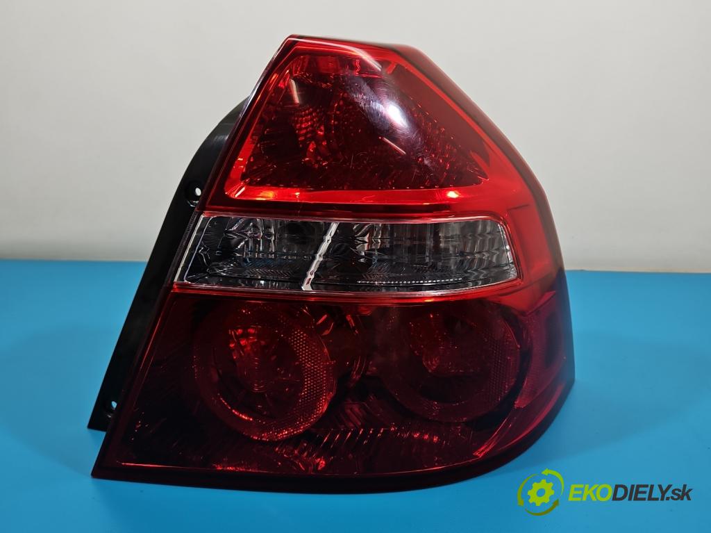 Chevrolet Aveo T250 2006-2011 1.2b 72 HP manual 53 kW 1150 cm3 4- svetlo / reflektor zadné pravé  (Kľučka dverí ostatné)