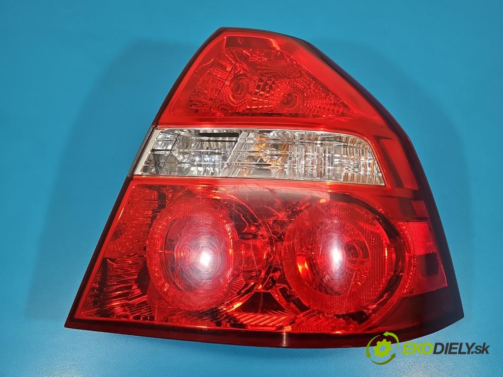 Chevrolet Aveo T250 2006-2011 1.2b 72 HP manual 53 kW 1150 cm3 4- svetlo / reflektor zadné pravé  (Kľučka dverí ostatné)