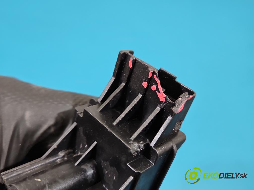 Citroen C5 I 2001-2008 1.8 16V 125 HP manual 92 kW 1749 cm3 5- cievka zapaľovacia  (Zapaľovacia cievka)