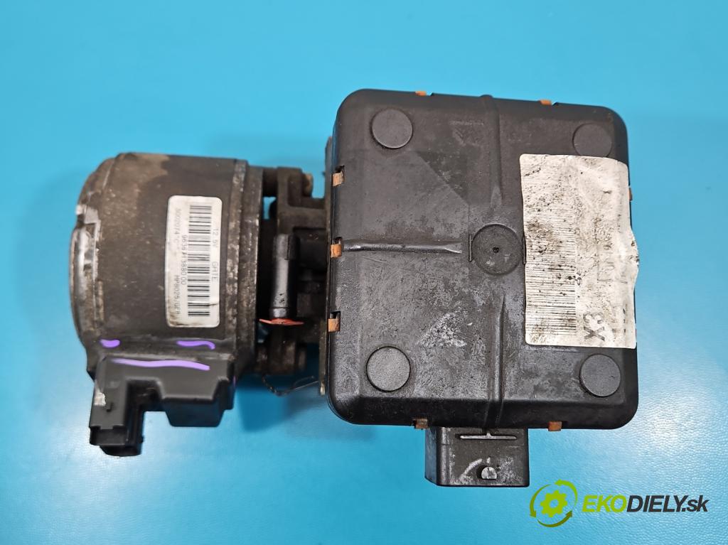 Citroen C5 I 2001-2008 1.8 16V 125 HP manual 92 kW 1749 cm3 5- čerpadlo pozastavení: 9636713880