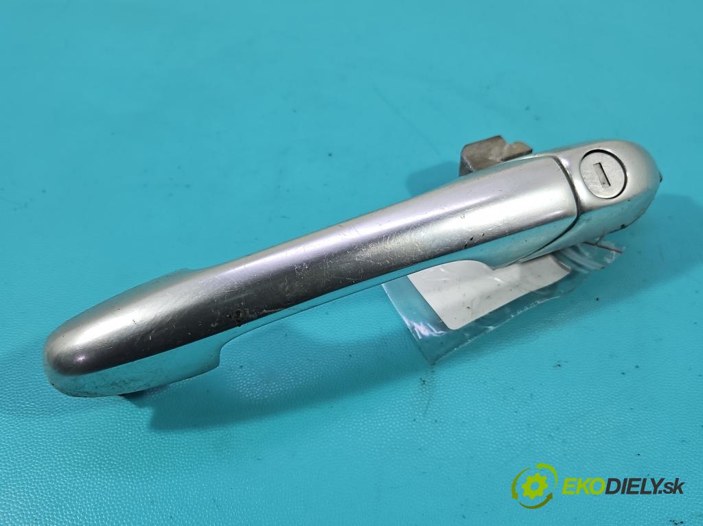 Alfa romeo Gt 2.0 16V 166 HP manual 122 kW 1970 cm3 3- rukoväť predné ľavé mimo:  (Kľučka dverí vonkajšia predná ľavá)