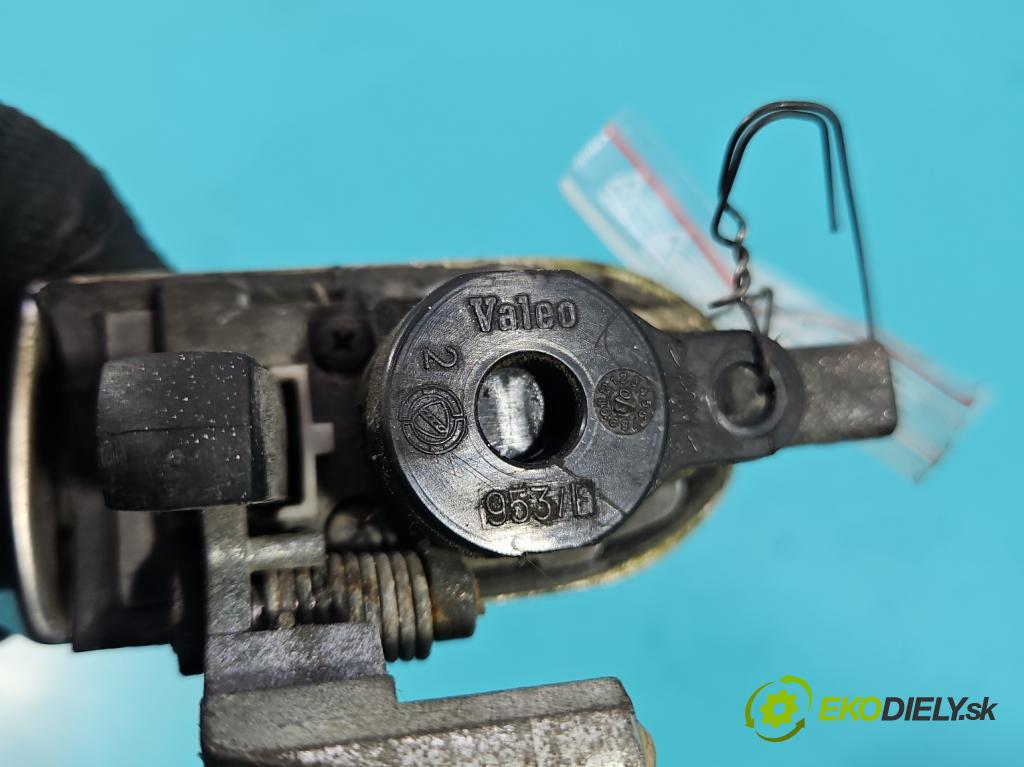 Alfa romeo Gt 2.0 16V 166 HP manual 122 kW 1970 cm3 3- rukoväť predné ľavé mimo:  (Kľučka dverí vonkajšia predná ľavá)