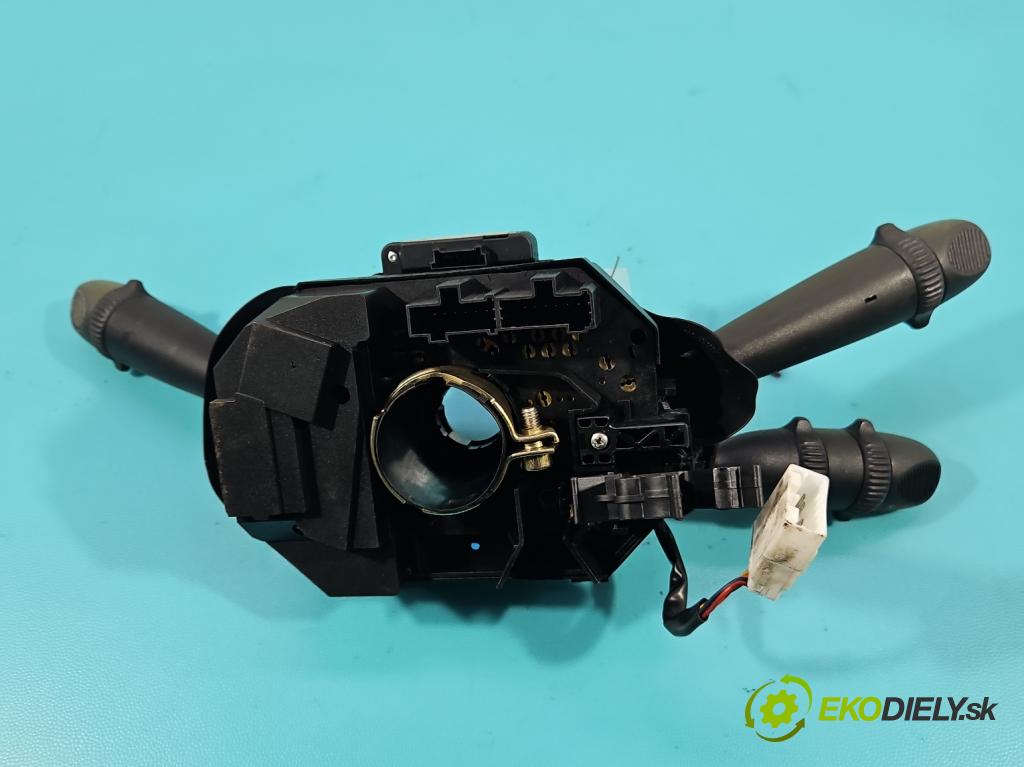 Alfa romeo Gt 2.0 16V 166 HP manual 122 kW 1970 cm3 3- prepínač komplex: 0265005428 (Prepínacie páčky pod volantom)