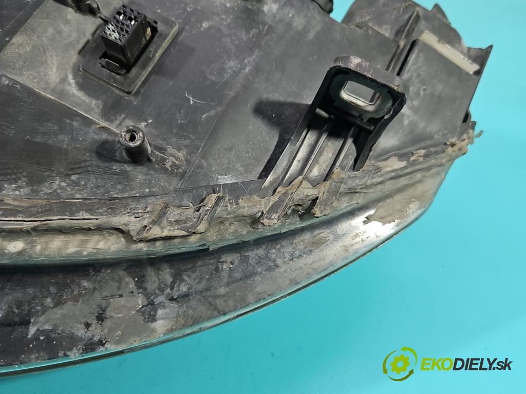 Alfa romeo Gt 2.0 16V 166 HP manual 122 kW 1970 cm3 3- Reflektor: pravý 60681585 (Svetlo predné pravé)