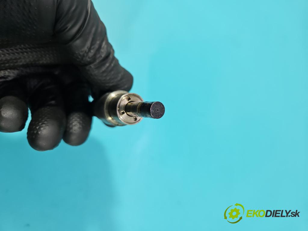 Alfa romeo Gt 2.0 16V 166 hp manual 122 kW 1970 cm3 3- vstřikovač 0261500013 (Vstřikovač paliva)