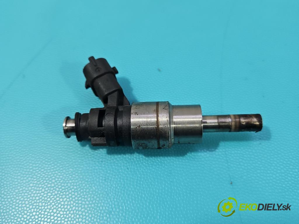 Alfa romeo Gt 2.0 16V 166 hp manual 122 kW 1970 cm3 3- vstřikovač 0261500013 (Vstřikovač paliva)