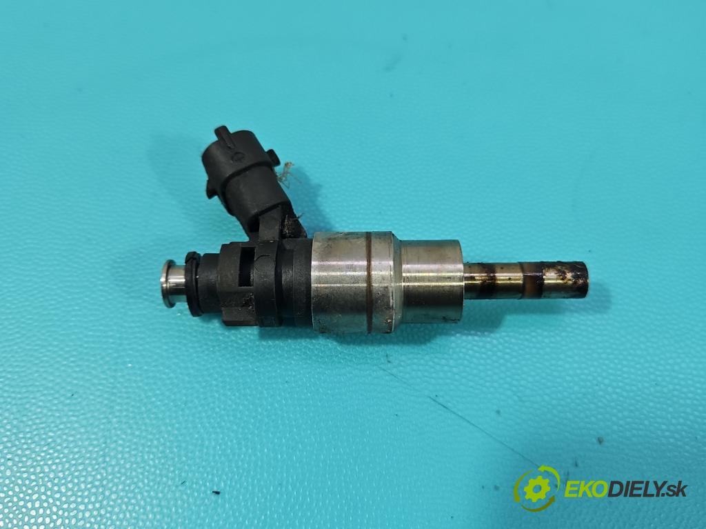 Alfa romeo Gt 2.0 16V 166 hp manual 122 kW 1970 cm3 3- vstřikovač 0261500013 (Vstřikovač paliva)