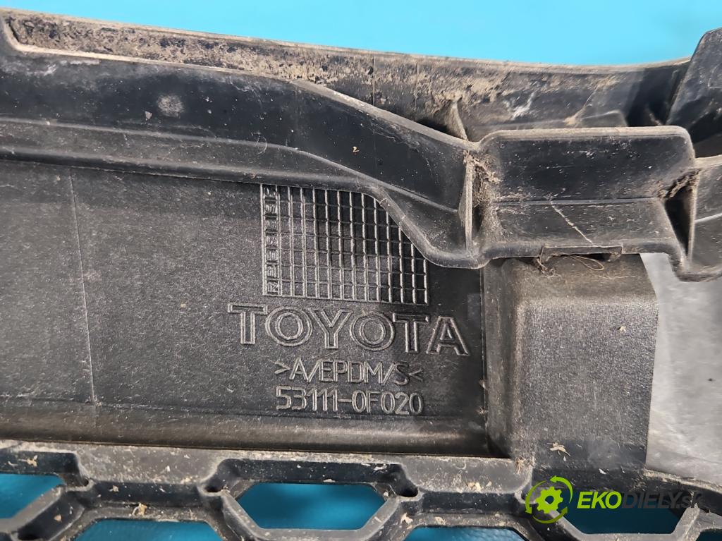 Toyota Corolla Verso II 2004-2009 2.0 D4D 116 hp manual 85 kW 1995 cm3 5- mřížka 53111-0F020