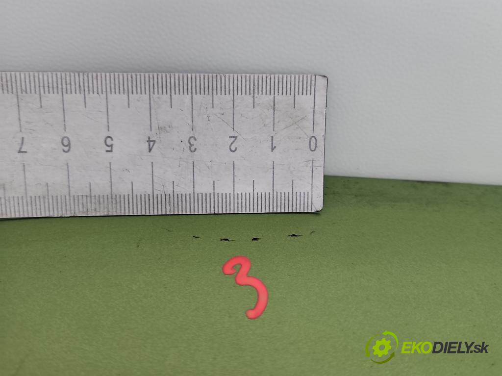 Opel Agila A 2000-2007 1.2 16V 75 hp manual 55 kW 1199 cm3 5- zadní kufrové dveře  (Zadní kapota (kufr))