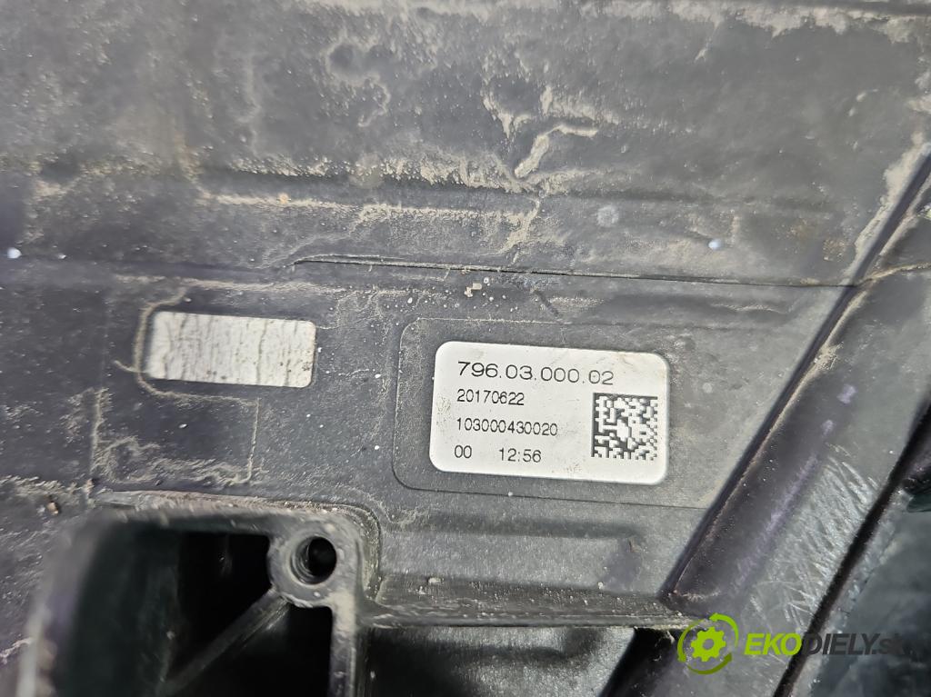 Opel Astra V  2015-2022 1.6 cdti 110 HP manual 81 kW 1598 cm3 5- Reflektor: ľavý 7960300002 (Kľučka dverí ostatné)
