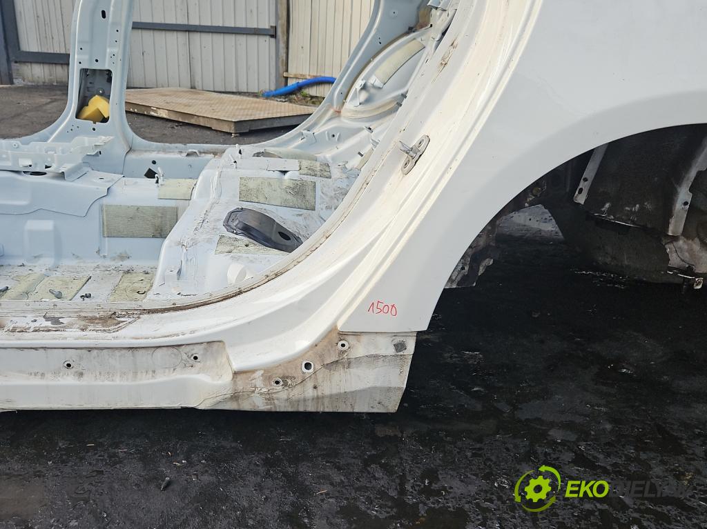 Maserati Quattroporte VI 13- 3.0 V6 automatic 301 kW 2979 cm3 4- blatník zadné ľavý