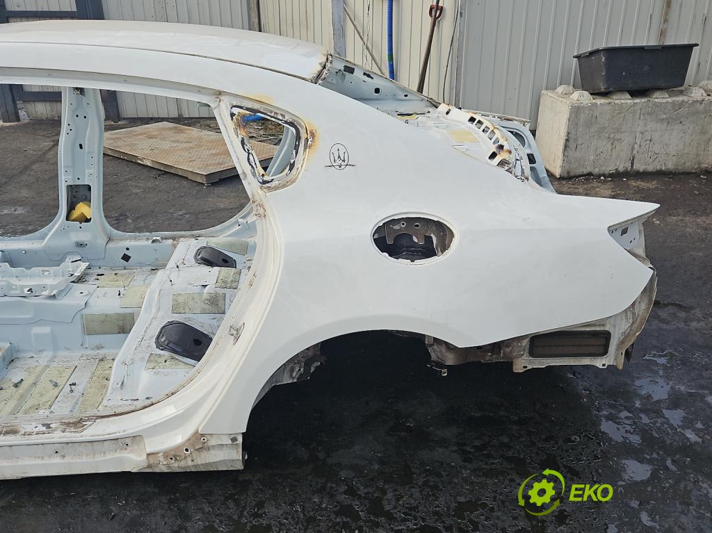 Maserati Quattroporte VI 13- 3.0 V6 automatic 301 kW 2979 cm3 4- blatnik zadní levý 